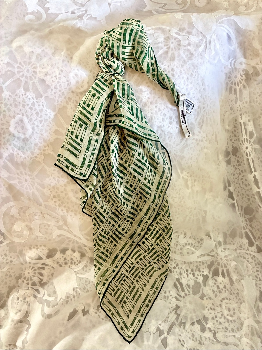 bill blass Green and Cream Geometric Silk Scarf